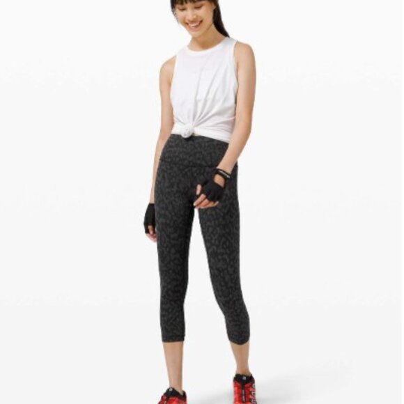Lululemon Wunder Train High-Rise Crop 21" in Formation Camo Deep Coal Multi - Picture 2 of 9